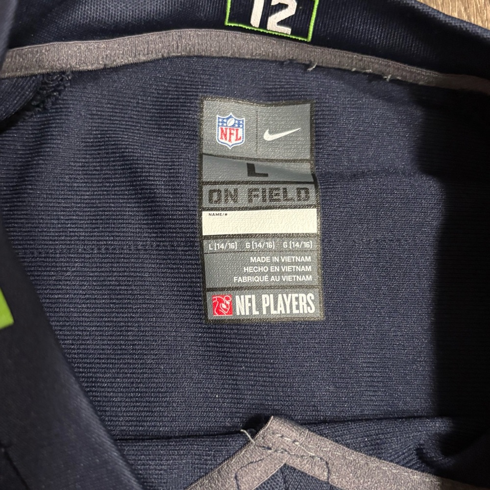 NFL Nike On Field Russell Wilson #3 Seattle Seahawks Youth Large Game Jersey - Picture 5 of 10